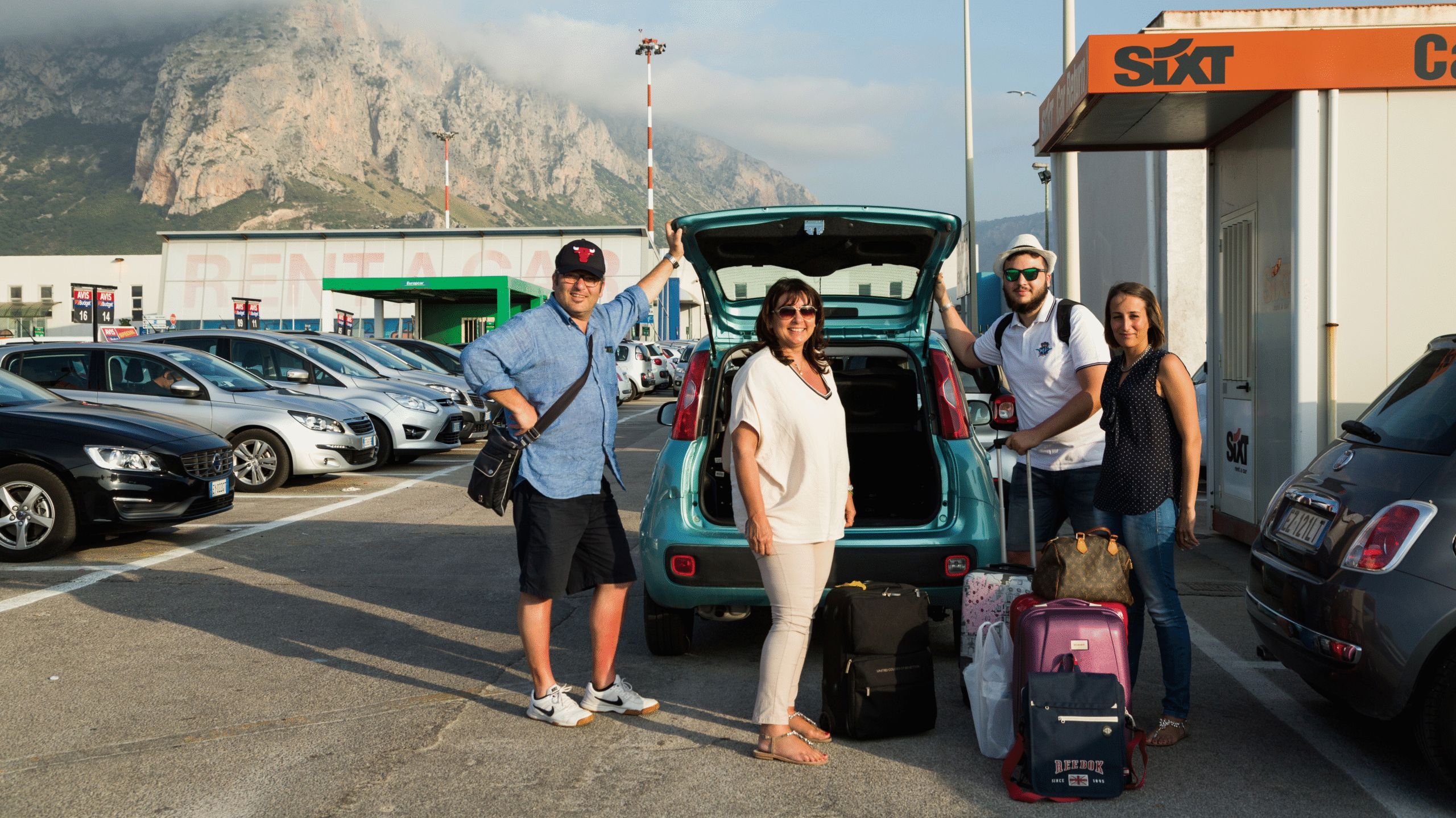 Book Car Rental Vietnam Ho Chi Minh Hassle-Free: Your Ultimate Guide with Didu Travel